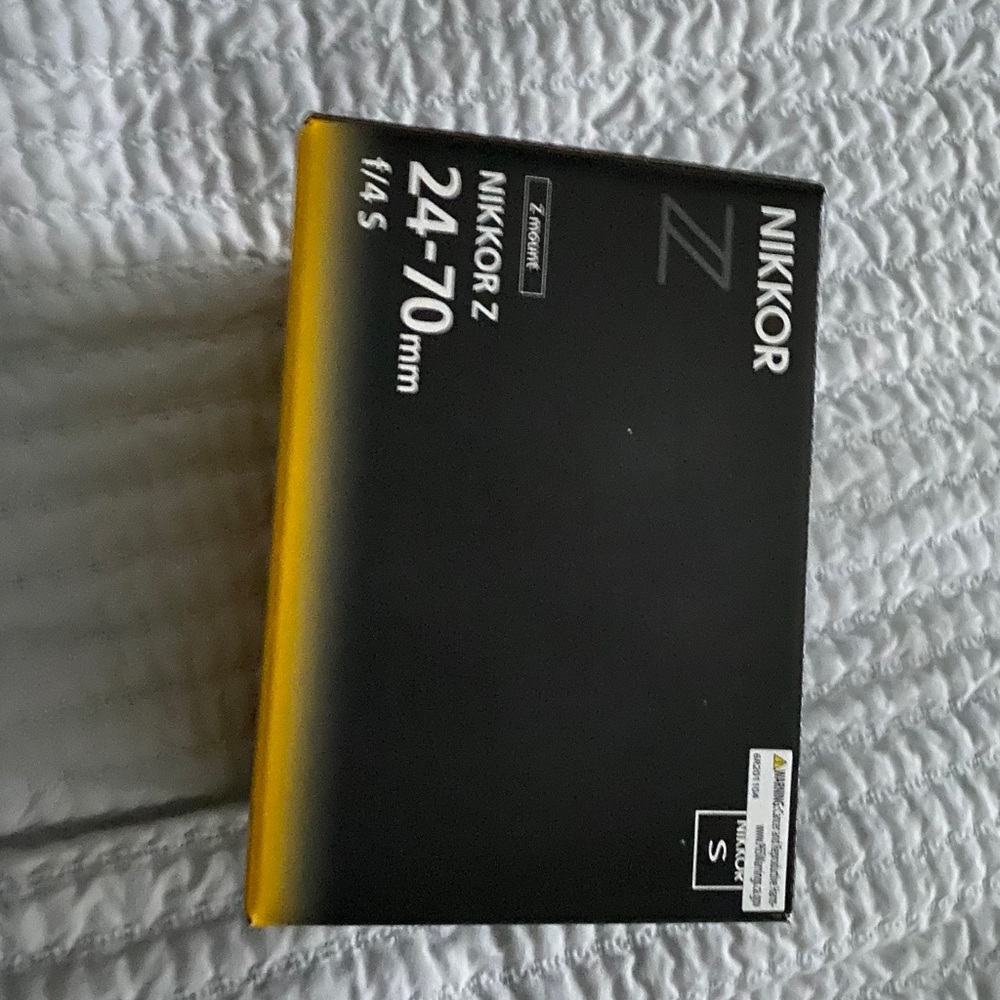 NEW NIKKOR Z 24-70mm F/4 S (Zmount)Nikon Cam Lens